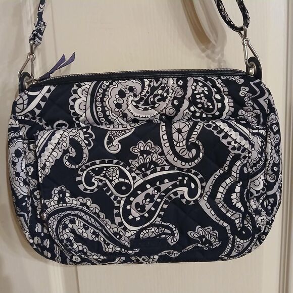 Vera Bradley Navy and White Paisley Crossbody Bag Adjustable Strap - Picture 2 of 8